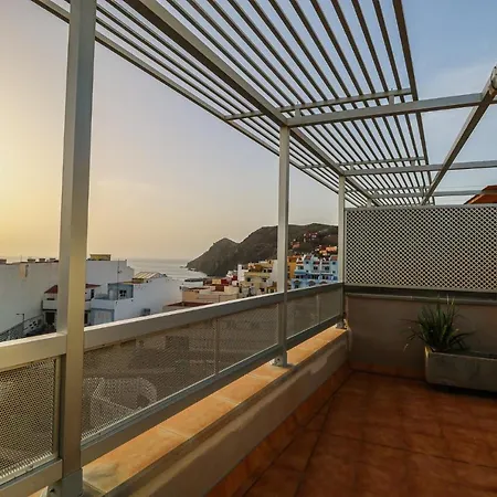 Sardina Attic Flat Pool&solarium